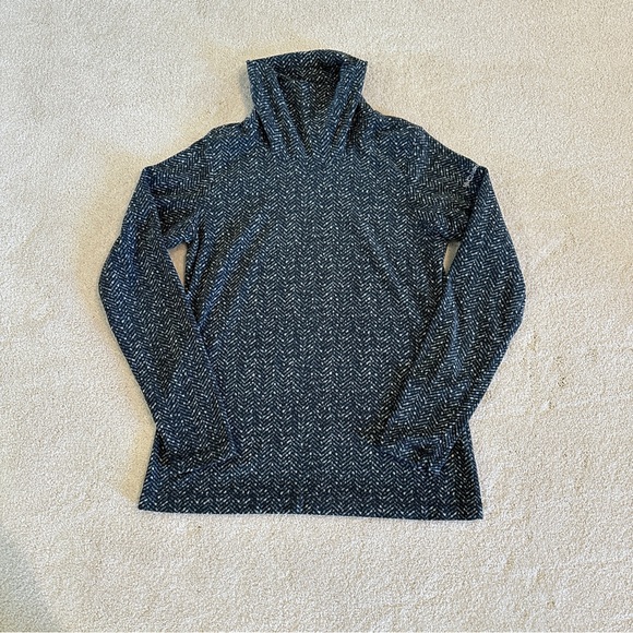 Columbia Women's Grey White Herringbone Print Turtleneck Fleece Pullover sz S - Picture 1 of 9